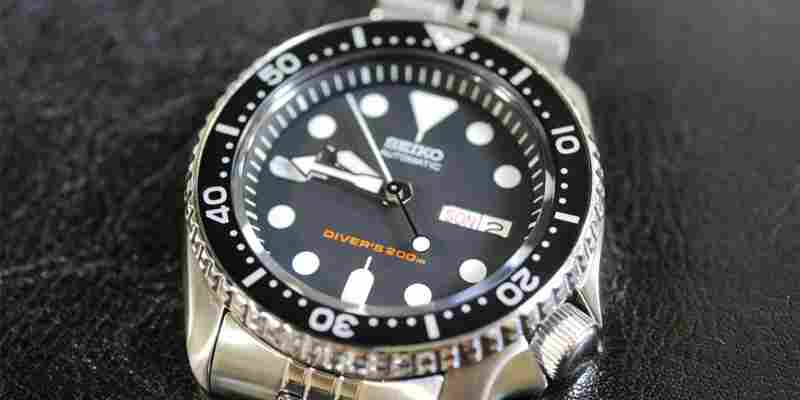 Seiko SKX007 a SKX009. Nejlepší potápěčské hodinky do 10.000 Kč.