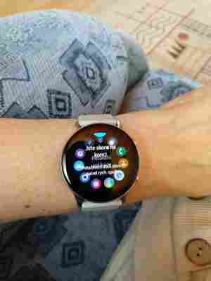 Galaxy Watch Active 2 od Samsungu nemusejí mít ovládací kolečko