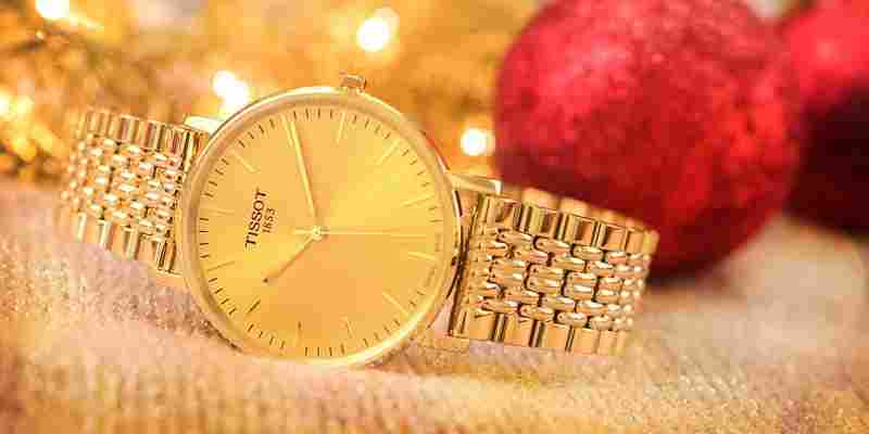 VYBRALI JMSE 6 NEJ: Dámské zlaté hodinky, které jen tak nevyjdou z módy
